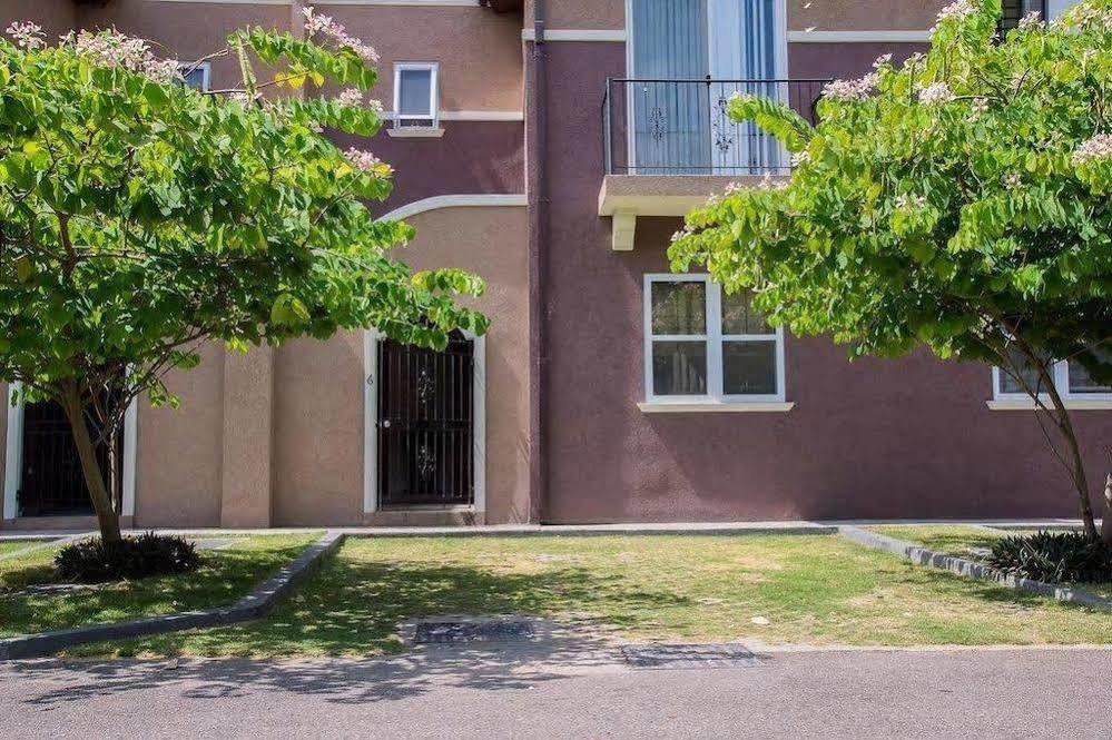 New Kingston Guest Apt At Sonoma Estate 외부 사진